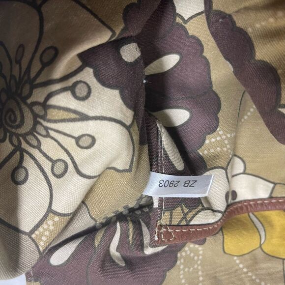 Fossil vintage leather brown shoulder bag with silver tone accent and ha… - Picture 10 of 11